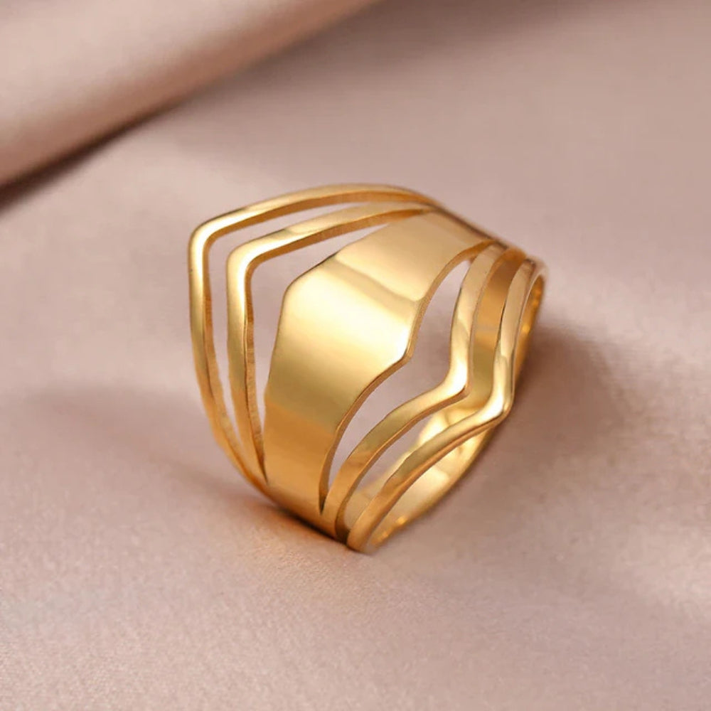 Anillo Declarativo Elegante de Oro