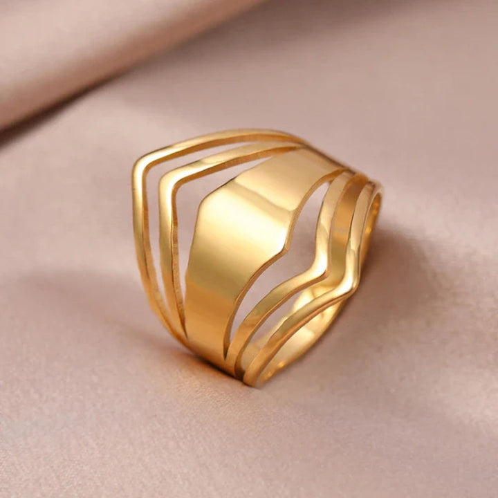 Anillo Declarativo Elegante de Oro