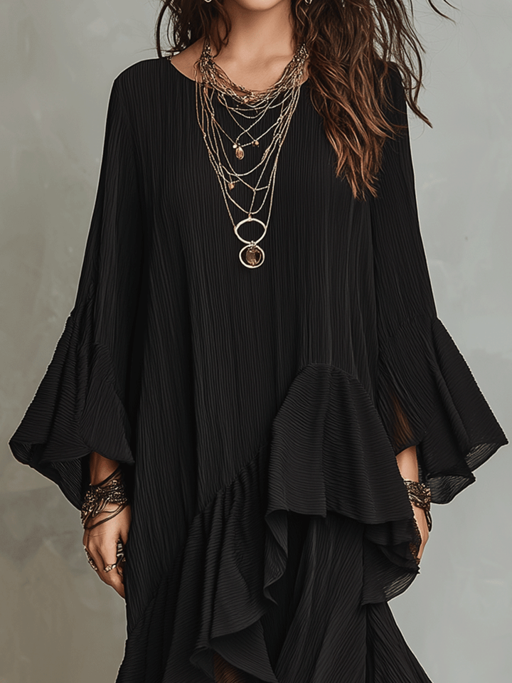 Elegante Vestido Midi Boho Negro con Volantes Asimétricos