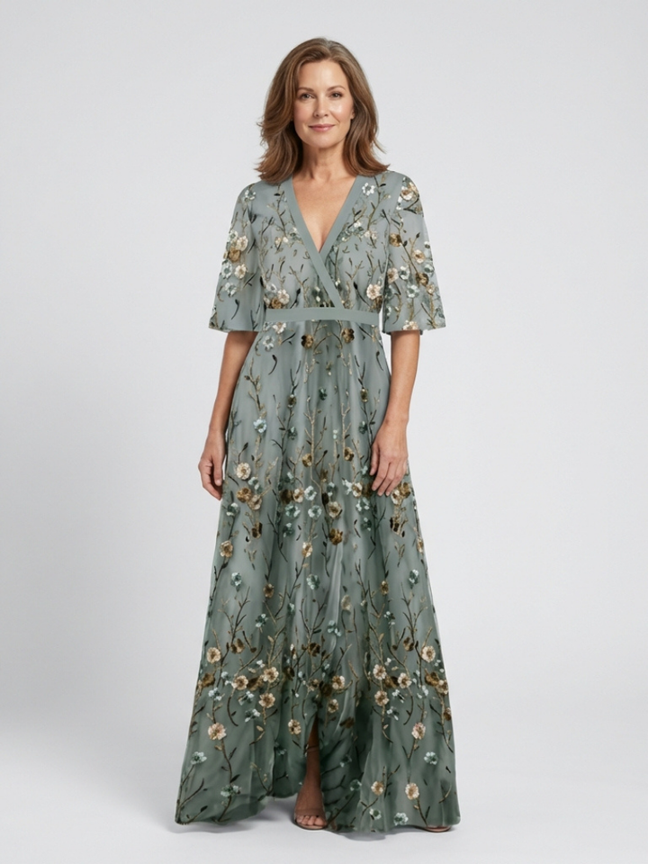 Evadne | Vestido Maxi de Manga Corta con Escote en V Floral