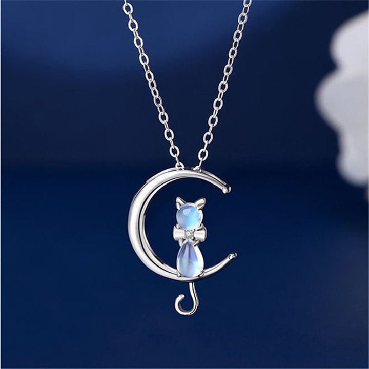 Collar de Gato en Forma de Media Luna de Piedra Lunar
